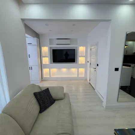 3 Numara Apartment